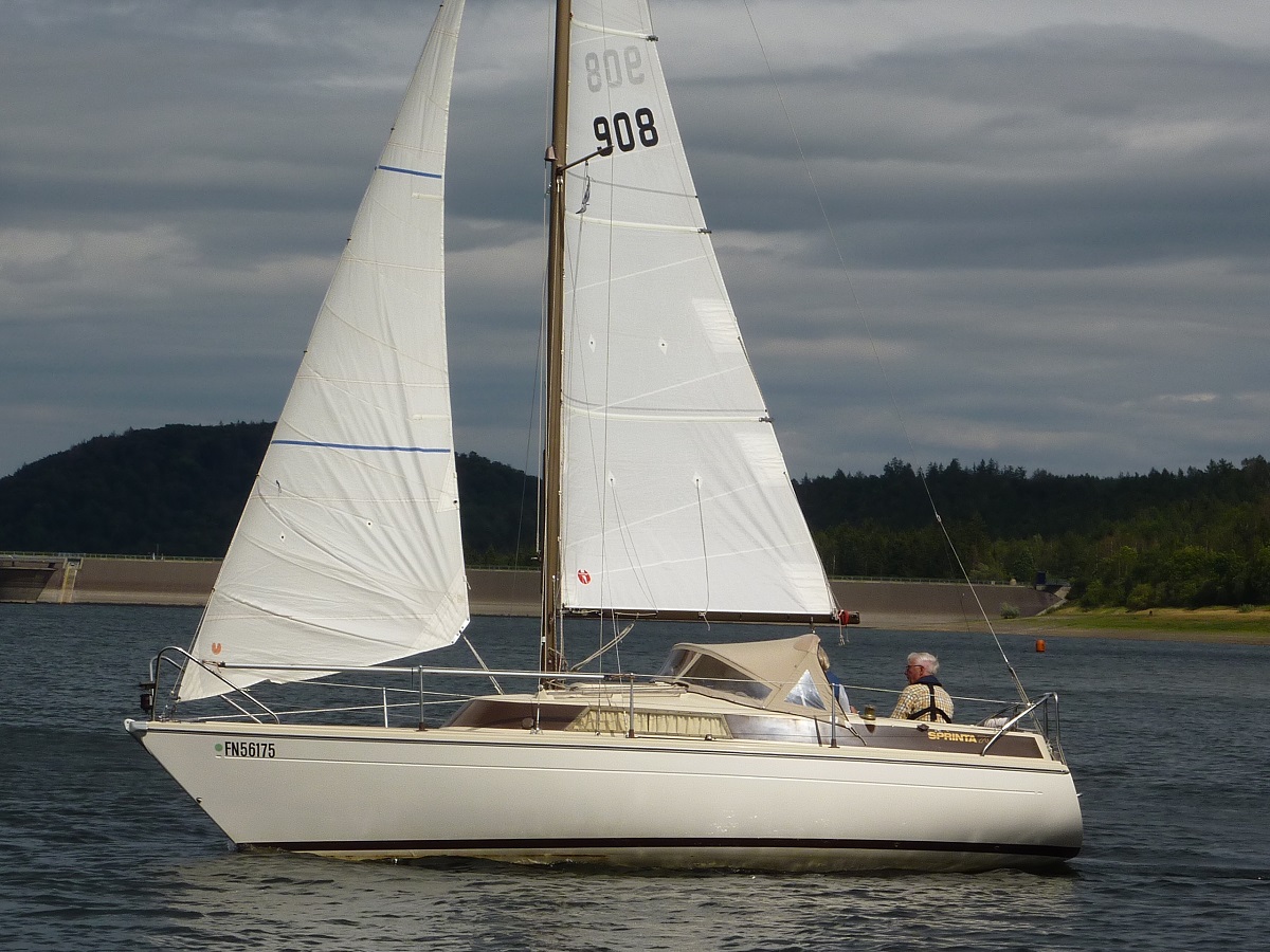 R12